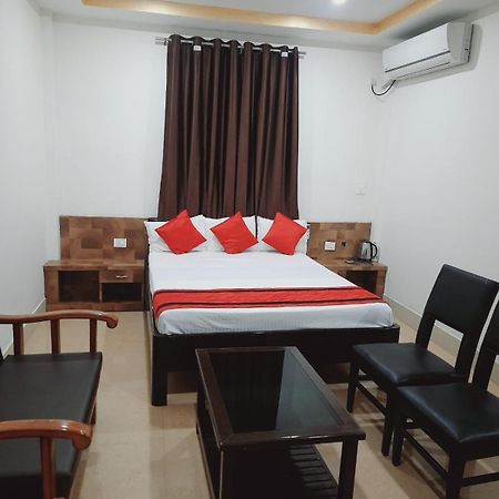 Hotel Knight Inn Airport غاواهاتي المظهر الخارجي الصورة